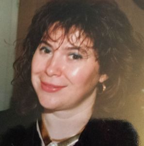 Meet your Posher, Simona